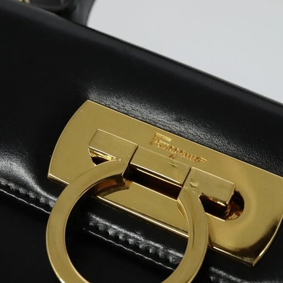 Salvatore Ferragamo Gancini Hand Bag Leather 2way Black Gold Auth 137422 - Picture 13 of 16
